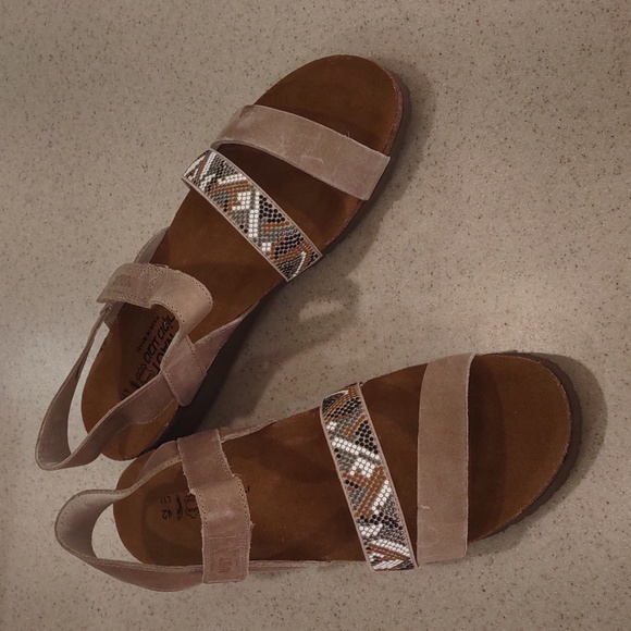 NAOT Gwyneth Leather and Beaded Sandals Size 42 - Picture 1 of 15